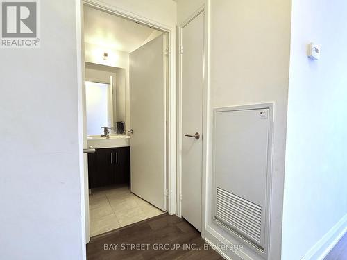 808 - 160 Vanderhoof Avenue, Toronto (Thorncliffe Park), ON - Indoor Photo Showing Other Room