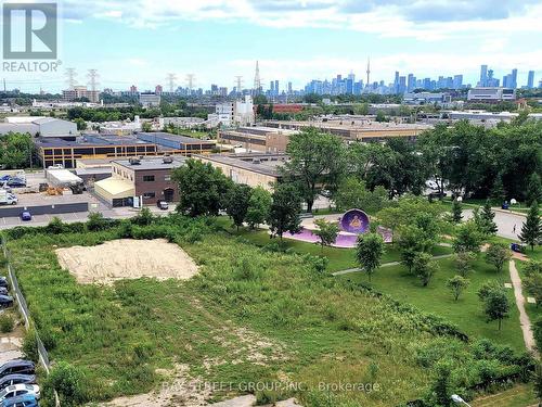 808 - 160 Vanderhoof Avenue, Toronto (Thorncliffe Park), ON - Outdoor With View