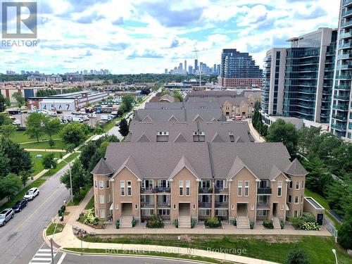 808 - 160 Vanderhoof Avenue, Toronto (Thorncliffe Park), ON - Outdoor With Facade