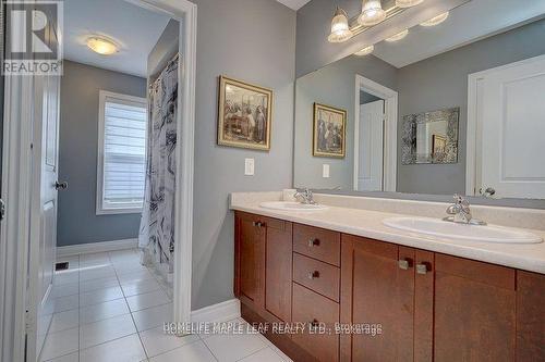 14 Mccandless Court N, Caledon, ON - Indoor Photo Showing Bathroom