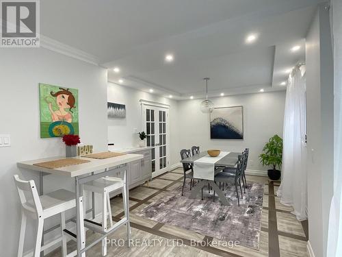 73 Wright Crescent, Caledon, ON - Indoor Photo Showing Dining Room