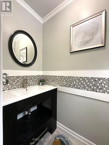 73 Wright Crescent, Caledon, ON - Indoor Photo Showing Bathroom