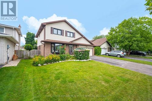 831 Maple Avenue, Milton (Dorset Park), ON - Outdoor