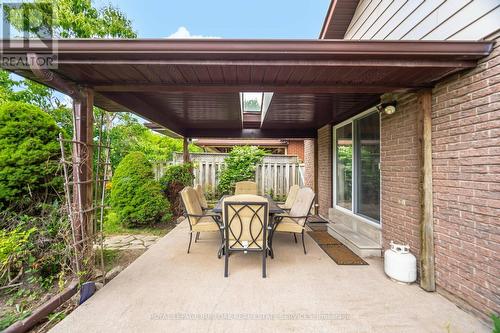 831 Maple Avenue, Milton (Dorset Park), ON - Outdoor With Deck Patio Veranda With Exterior