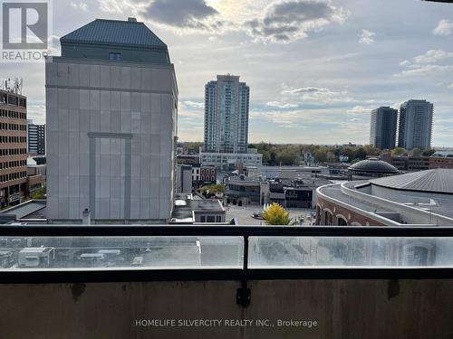 703 - 1 Belvedere Court, Brampton (Downtown Brampton), ON - Outdoor With View