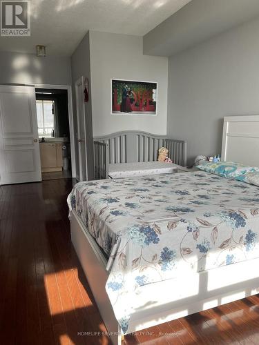 703 - 1 Belvedere Court, Brampton (Downtown Brampton), ON - Indoor Photo Showing Bedroom