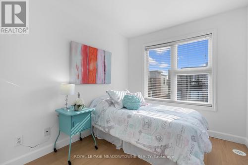 3047 Cascade Common, Oakville, ON - Indoor Photo Showing Bedroom