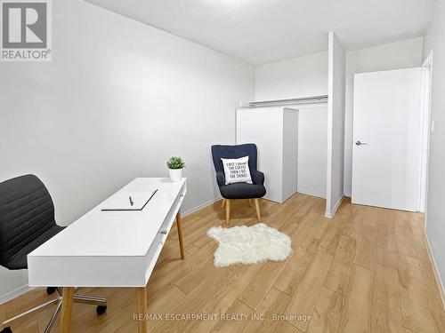 511 - 350 Quigley Road, Hamilton (Vincent), ON - Indoor Photo Showing Bathroom