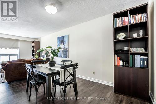 24 Bow Valley Drive, Hamilton, ON - Indoor Photo Showing Other Room