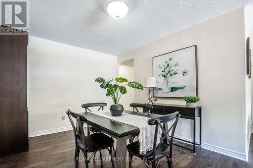 24 Bow Valley Drive, Hamilton, ON - Indoor Photo Showing Dining Room