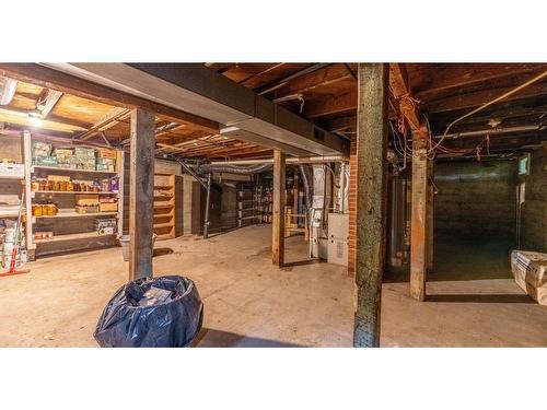 2816 Highway 3, Erickson, BC - Indoor Photo Showing Basement