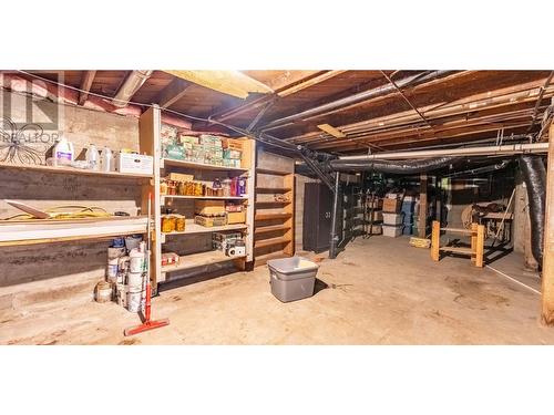 2816 3 Highway, Erickson, BC - Indoor Photo Showing Basement