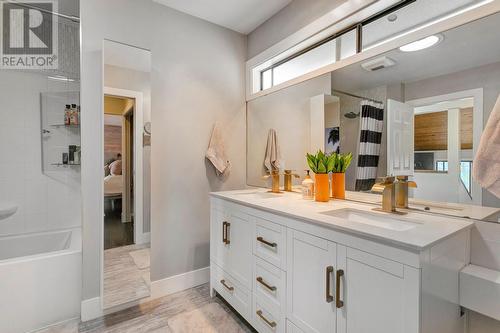 1370 Bear Creek Road, West Kelowna, BC - Indoor Photo Showing Bathroom