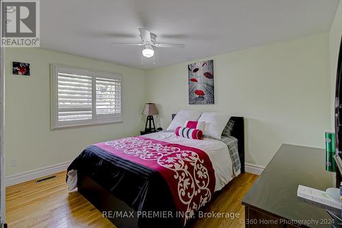 415 Jane Avenue, Oshawa, ON - Indoor Photo Showing Bedroom