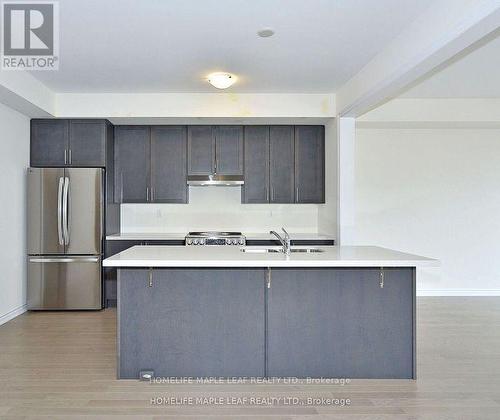 6 Griffith Street N, Aurora (Bayview Northeast), ON - Indoor Photo Showing Kitchen With Double Sink