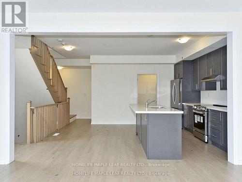 6 Griffith Street N, Aurora, ON - Indoor Photo Showing Kitchen