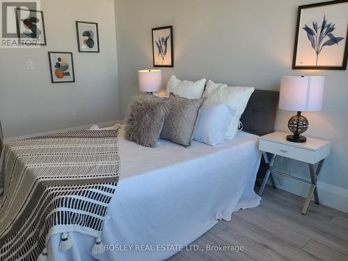 510 - 48 Suncrest Boulevard, Markham (Commerce Valley), ON - Indoor Photo Showing Bedroom