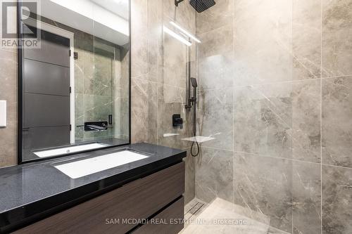 1019 Strathy Avenue, Mississauga, ON - Indoor Photo Showing Bathroom