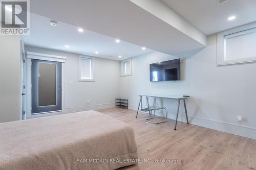 1019 Strathy Avenue, Mississauga (Lakeview), ON - Indoor Photo Showing Bedroom