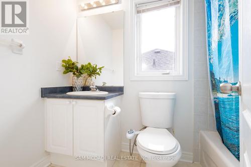 2429 Aztec Gate, Oakville (West Oak Trails), ON - Indoor Photo Showing Bathroom