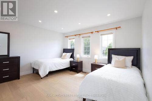 2429 Aztec Gate, Oakville (West Oak Trails), ON - Indoor Photo Showing Bedroom