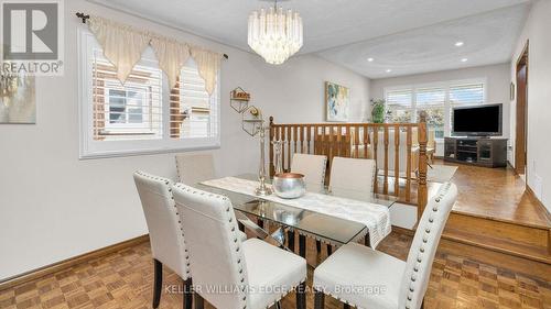 21 Haskins Court, Hamilton, ON - Indoor Photo Showing Dining Room