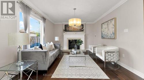 21 Haskins Court, Hamilton (Red Hill), ON - Indoor Photo Showing Living Room With Fireplace