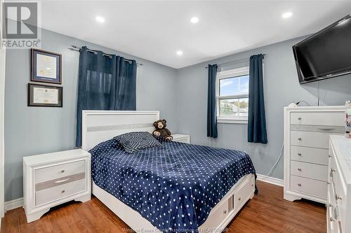 383 Frank Avenue, Windsor, ON - Indoor Photo Showing Bedroom