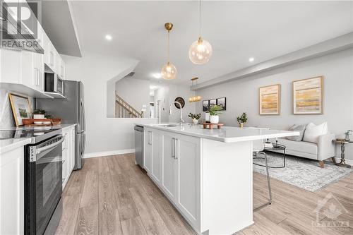 2490 Waterlilly Way, Ottawa, ON - Indoor Photo Showing Kitchen