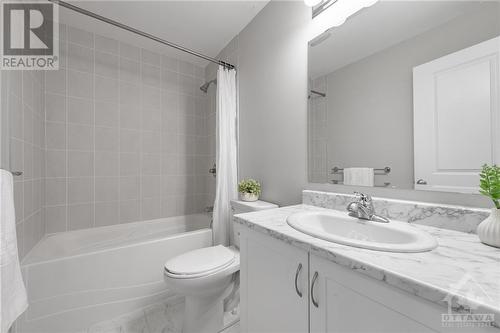 2490 Waterlilly Way, Ottawa, ON - Indoor Photo Showing Bathroom