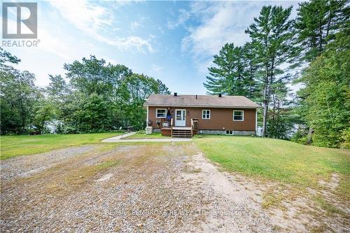 26 Clark'S Landing Lane, Laurentian Hills, ON - Outdoor