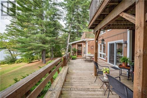 26 Clark'S Landing Lane, Laurentian Hills, ON - Outdoor With Exterior