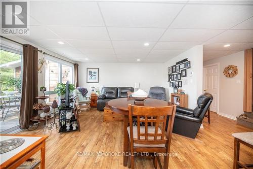 26 Clark'S Landing Lane, Laurentian Hills, ON - Indoor