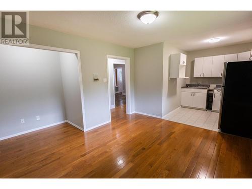 5005 Cole Avenue, Terrace, BC - Indoor Photo Showing Kitchen