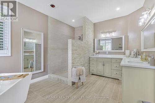 9 Garden Wood Avenue, Caledon, ON - Indoor Photo Showing Bathroom