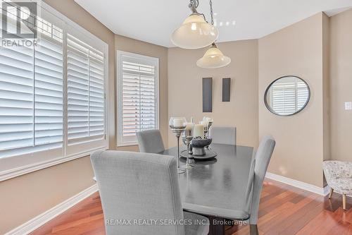 9 Garden Wood Avenue, Caledon, ON - Indoor Photo Showing Dining Room