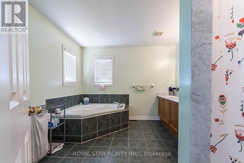 12 Pappain Crescent S, Brampton (Snelgrove), ON - Indoor Photo Showing Bathroom