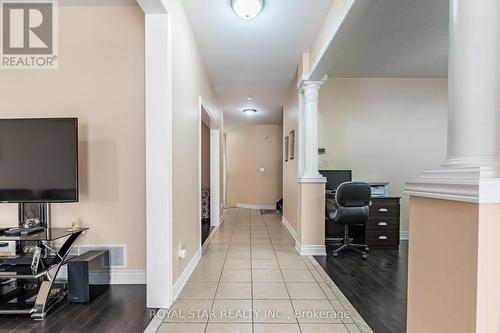 12 Pappain Crescent S, Brampton (Snelgrove), ON - Indoor