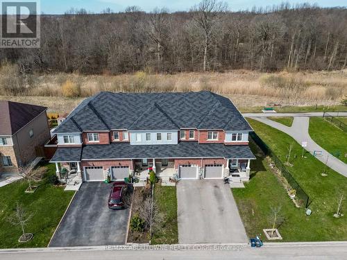 8715 Dogwood Crescent, Niagara Falls, ON - Outdoor