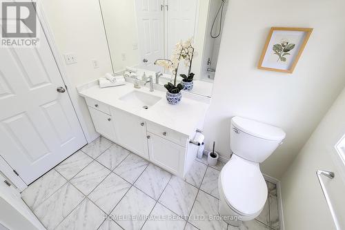 482 Woodbine Avenue, Kitchener, ON - Indoor Photo Showing Bathroom