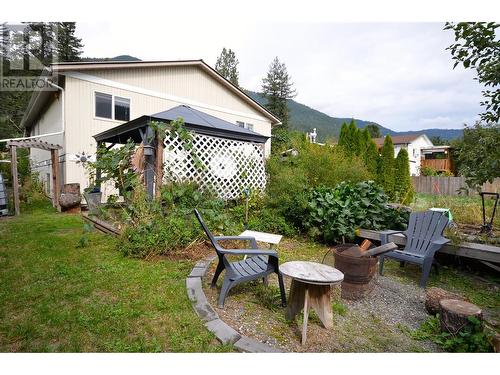 5787 Tuktakamin Road, Falkland, BC - Outdoor With Deck Patio Veranda