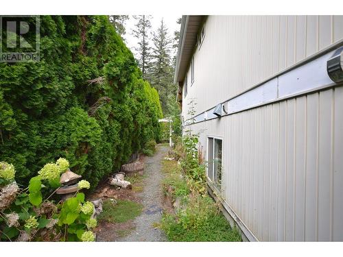 5787 Tuktakamin Road, Falkland, BC - Outdoor