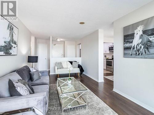 1101 - 115 Hillcrest Avenue E, Mississauga (Cooksville), ON - Indoor Photo Showing Living Room