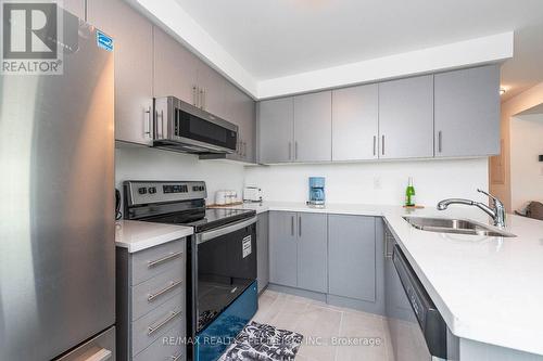 15 - 195 Veterans Drive, Brampton (Brampton West), ON - Indoor Photo Showing Kitchen With Stainless Steel Kitchen With Double Sink With Upgraded Kitchen