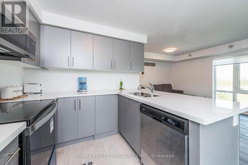 15 - 195 Veterans Drive, Brampton, ON - Indoor Photo Showing Kitchen With Double Sink