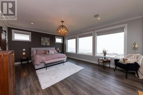 2170 Crosshill Drive, Kamloops, BC - Indoor Photo Showing Bedroom