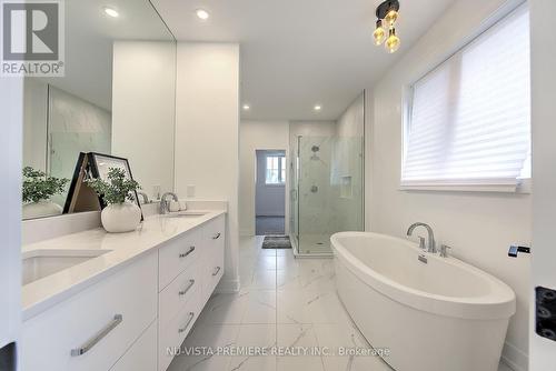 4055 Winterberry Drive, London, ON - Indoor Photo Showing Bathroom