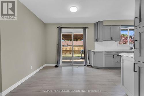 5 Atwood Crescent, Norfolk, ON - Indoor Photo Showing Kitchen