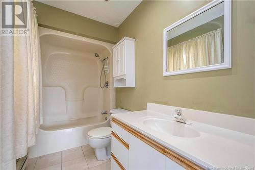 21 Richard Avenue, Bouctouche, NB - Indoor Photo Showing Bathroom