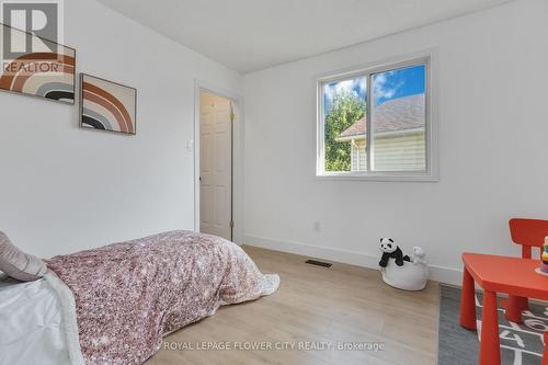 452 Exmouth Circle, London, ON - Indoor Photo Showing Bedroom